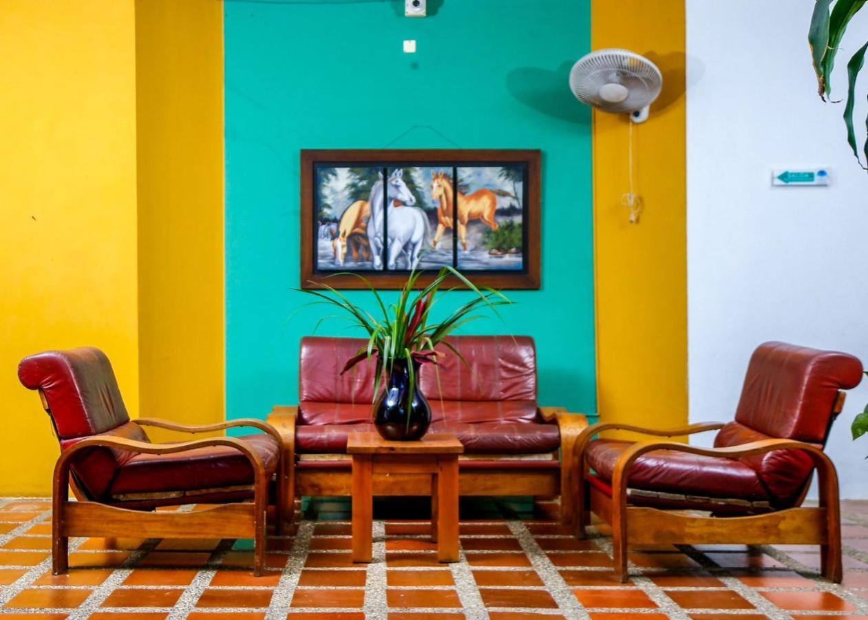 Hotel Y Restaurante Meson Del Gitano Caucasia Екстер'єр фото